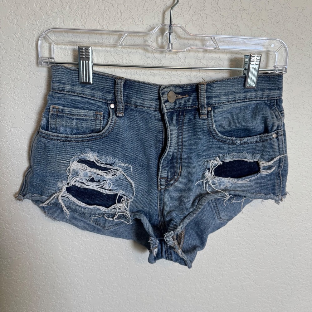 Distressed Y2K Beachy Bullhead Denim Micro Mini Shorts Size 24 Blue